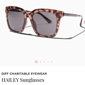 DIFF Hailey sunglasses. New in Box.